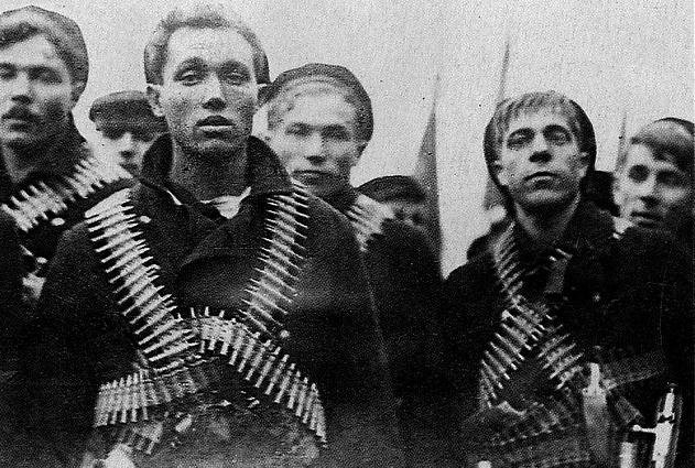 Революционные матросы